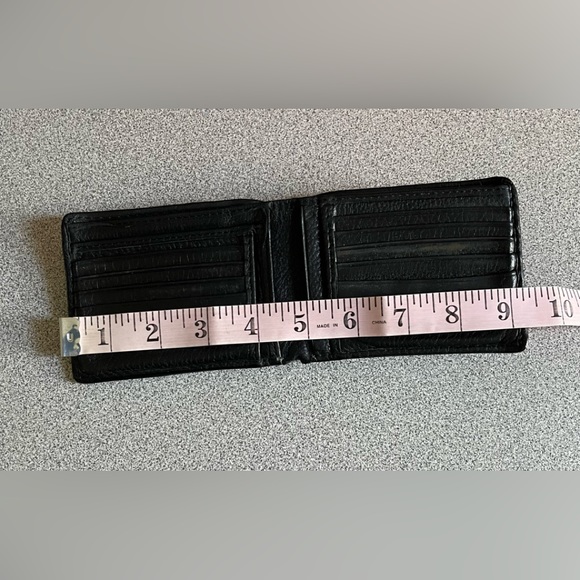 Vintage Roots Canada Black Leather Wallet - Picture 14 of 16